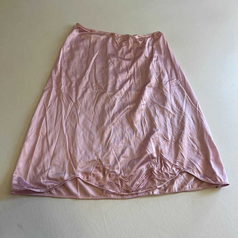 VINTAGE Formfit light purple A-line slip Medium Tall